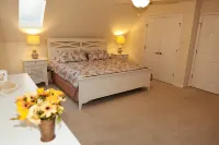 Happy Island Cottage: Heated Pool, 5-Min Walk to Beach, Pet Friendly - Badekar