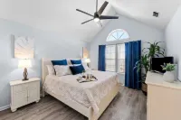 JB by the Sea + 5 Min Walk to Beach + Pool