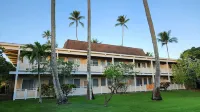 NEW! Fully Renovated 1BR/1BA condo. Short walk to beach & Coconut Marketplace!