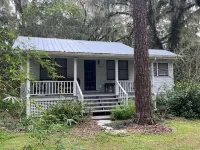 Palmetto Cottage-1930’s Florida Cottage Hotels near Grand Lake Golf Course