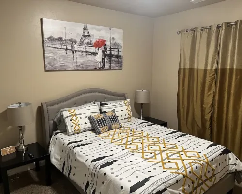 Walkout Basement Apt w/ Waterslide, Hot Tub & More Hotels in South Jordan