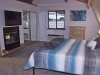 Cozy Camano Island Retreat & Gallery w/beach access. Hotels in Camano