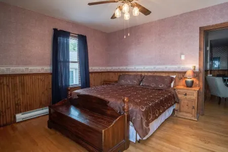 Three-Bedroom Apartment with River View