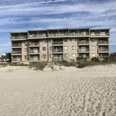 Ocean Front, 2nd Floor Unit with Balcony, 2 Bedroom Sleeps Six