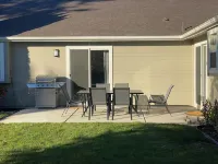 Charming, Newly remodeled, 3+Br/2Ba house, with office, in Meridian Hotels near Walmart Supercenter