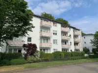 Quiet and modern vacation apartment very close to the beach
