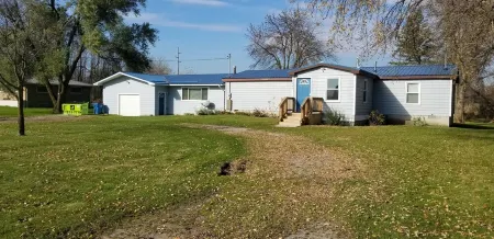 Waterbuggs Place Double Cottage A & L