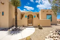 Las Cruces Luxury Retreat - Private Pool & Fireplace