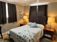 A perfect little getaway!  Centrally located, fully equipped! Pet Friendly too!