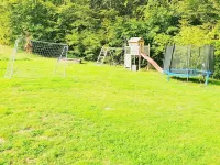 renovated farmhouse for groups and families in nature, dogs welcome, playground
