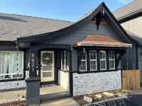 Centrally Located 4-bedroom house in Lewiston with a View,  close to College
