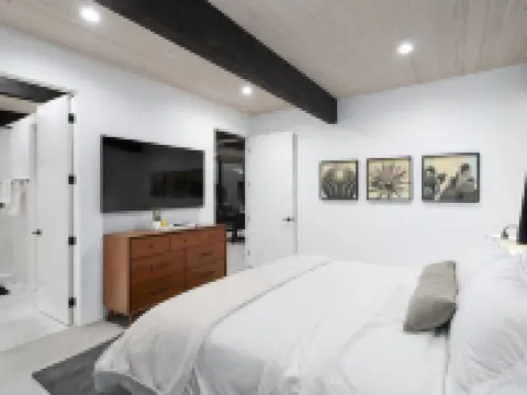 RELAX in this STYLISH CASITA LOCATED IN THE HEART OF CAREFREE, ARIZONA Hotels in Carefree