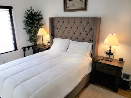 Flagstaff Condo On Golf Course - 9th Green of Continental Country Club