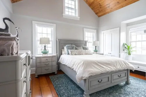 Downtown Newport- Newly Remodeled Historic House