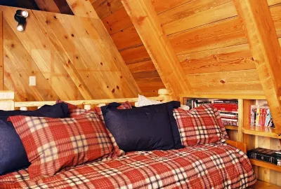 Riviera Des Chutes (River of the Falls) Cabin in the Woods Hotels near LaPine State Park