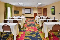 Hampton Inn Waynesboro/Stuarts Draft Hotels in Fishersville