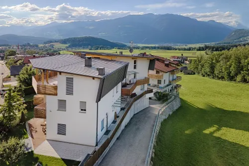 Top Vacation Apartment with Garden & Terrace, Bike Room, Garage, Cron 4 Sauna & Pool