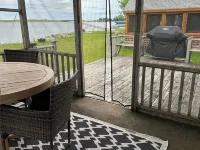 Cozy 4 Bedroom Cabin on Blue Dog Lake - Perfect for Families and Friends Hotels in Day County