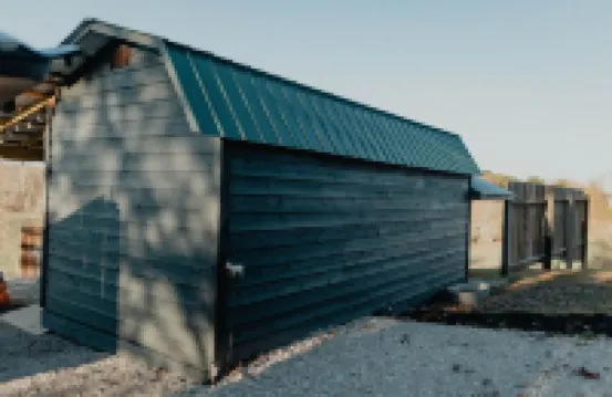 Private tiny cabin- 10 minutes from Dale Hollow Lake!