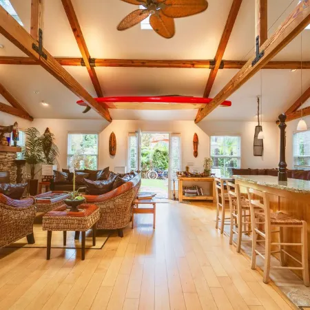 Tropical Palms Plantation Beach Cottage - Historic Encinitas Walking District
