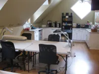 The Gingerbread Cottage - 2.5 acres, craft or meeting room