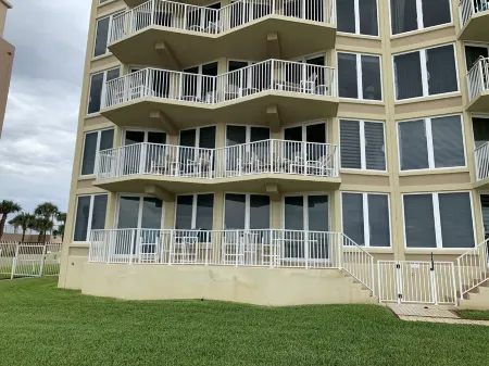 Amazing View-Oceanfront-Heated Pool-Car Free Beach-Crib-Extras!