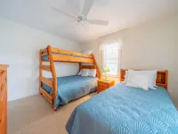 Perfect location!!! Dog friendly townhome in the heart of Stone Harbor Hotels in Stone Harbor