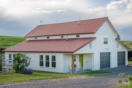 Custom, Countryside Barndominium for Multi-Family near Bozeman