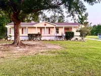 Nice 3-bedroom home near Lake Charles in Sulphur! Hotels near Sam Houston Jones State Park