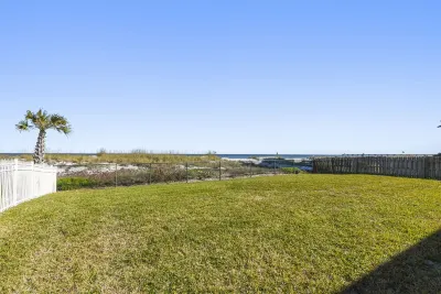 Jacksonville Beach Front Paradise-Close to Mayo Các khách sạn gần Rhoda L Martin Cultural Heritage