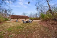 Tranquil Country Escape Near Downtown Nashville. Private & Pet-Friendly!