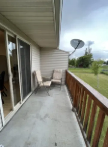 Gina’s 5th Avenue has the comforts of home.