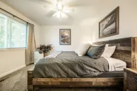 ❀ Stunning ❀ Townhouse with A/C! Sleeps 5 People