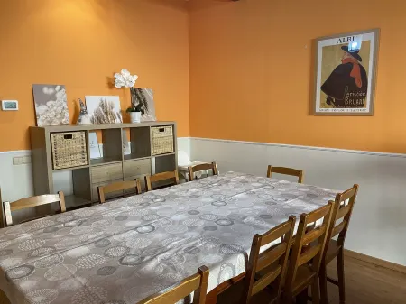 Casa Para 10 Personas en el Centro Histórico de la Villa Medieval de Montblanc Отели в г. Монблан