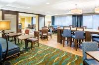 Hampton Inn by Hilton St. Charles St. Peters Hôtels à : Lindenwood Township