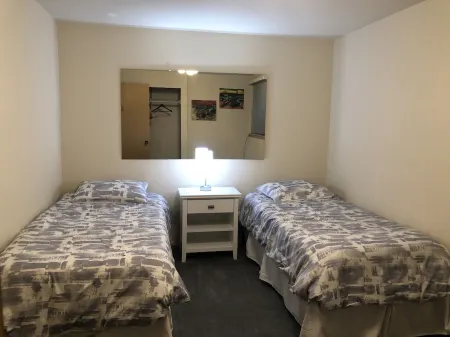 Great Harbor View Entire 2Br & 2Ba Vacation/Getaway Unit