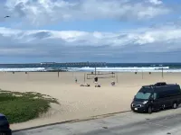 30’ From Sand- Studio Full Bath/Kitchen/In-Unit Laundry & Garage - Holiday Apartments