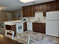 • Pool home • Spacious yard • Hotels in Spring Hill
