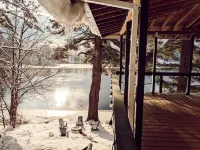 Beautiful Adirondack Region Lakefront Cottage