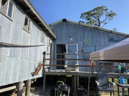 Apalachicola Oyster House, new Dock Отели рядом с достопримечательностью «Парк Сифуд Ландинг»