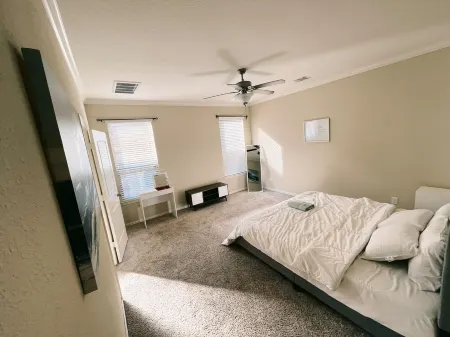 Spacious, New build 4 bedroom house in Conroe Отели в г. Конро