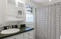 Tiny Red House near Lake Delavan Hotels in Delavan