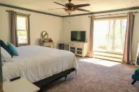 Beautiful and Spacious Lakeview House in East Tawas, Michigan.