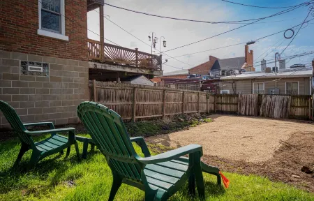 30+ Day 3BR Home One Blk off Historic Main St. Galena w/Pking and W/D