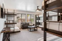Large 9 Bedroom Home w/Private Pool, Indoor Sports Court & Arcade Room
