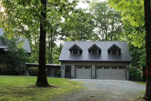 Perfect for Two! Oak Hill in Fairview. 30Min from Nashville or Franklin Hotels in Fairview