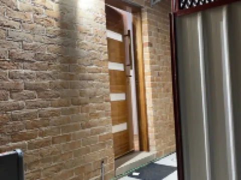 New cosy guesthouse in Parramatta with parkingNear transport/uni/stadium/museum Hoteles en Parramatta