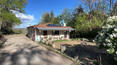 Goat Hill Orchard - Family & Pet Friendly ; Level 2 EV Charging Outlet BYOCC