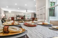 Family Friendly w/4 Kings Near Uga & Downtown Athens. Parking for Uga Football - 4-نجوم