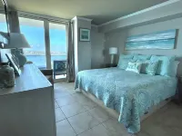 Sabine 4D, Waterfront, Sleeps 6-Corner Unit -Sunset Views from Every Room!